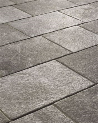 TRAIL18 QUAR GRIS 20X20X1.8 SC1 R11 A4540 LL